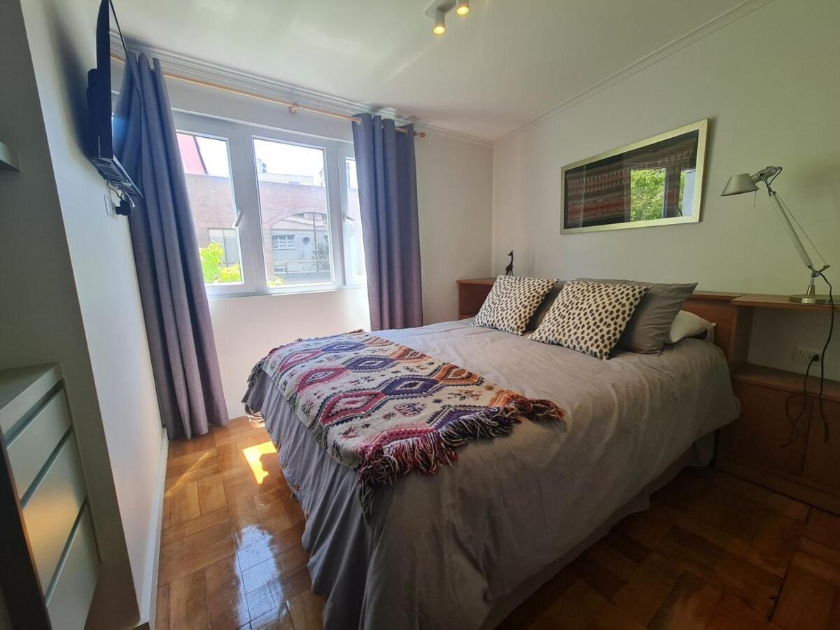 Oceana Suites Lastarria, En Cerro Santa Lucia ซานติอาโก ภายนอก รูปภาพ