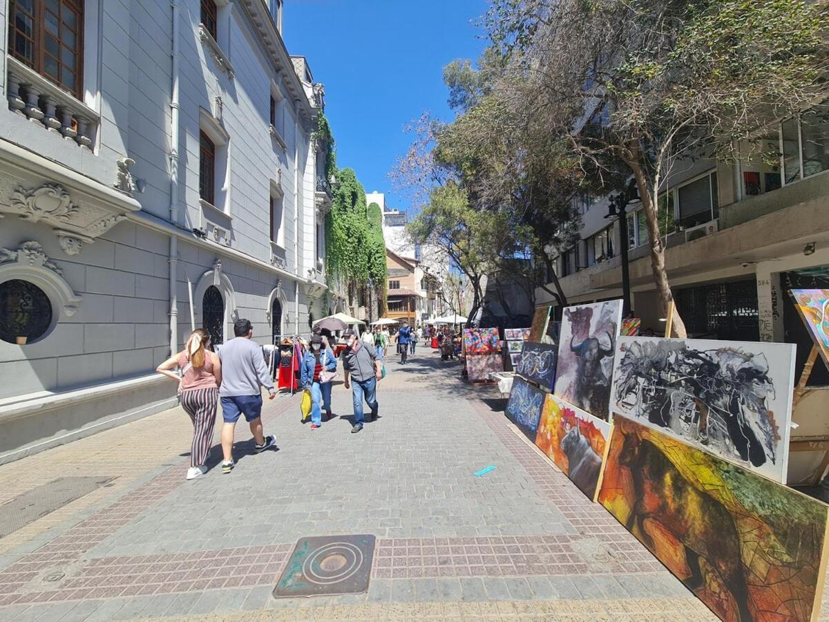 Oceana Suites Lastarria, En Cerro Santa Lucia ซานติอาโก ภายนอก รูปภาพ